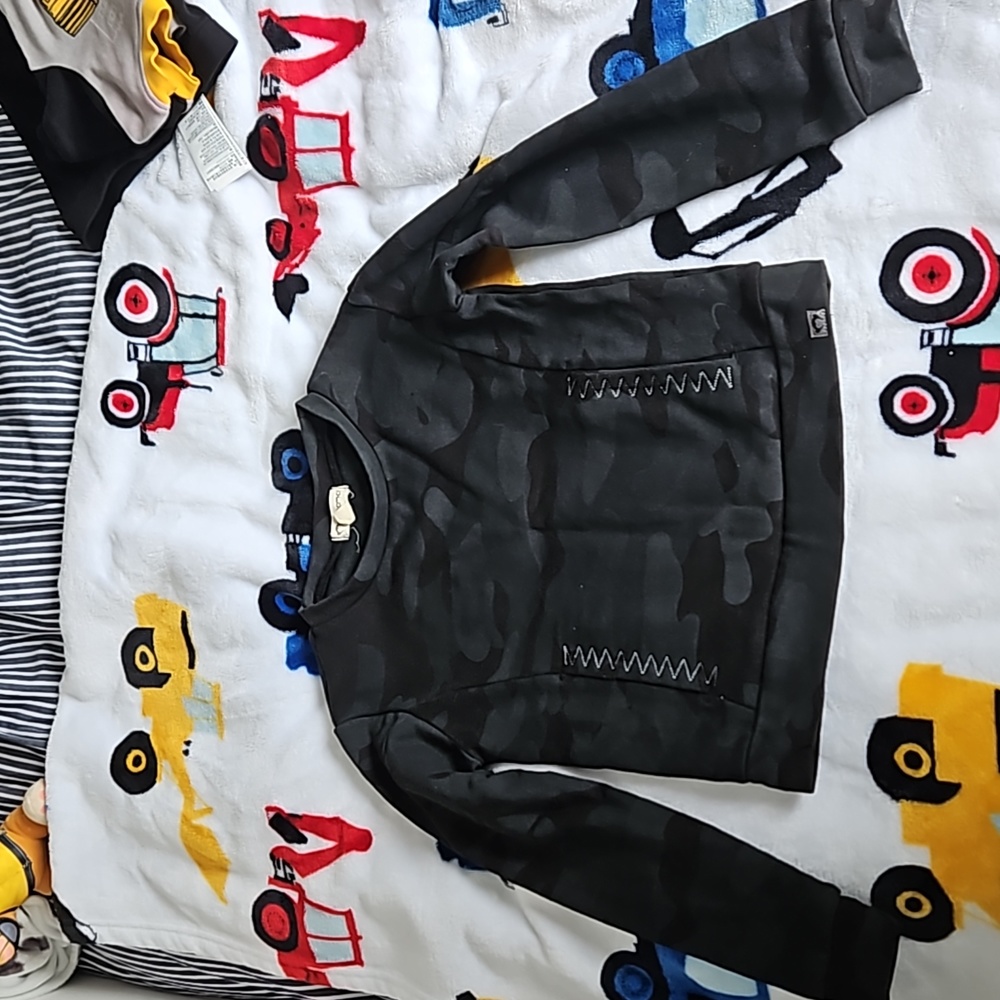 Kids Appaman sweatshirt